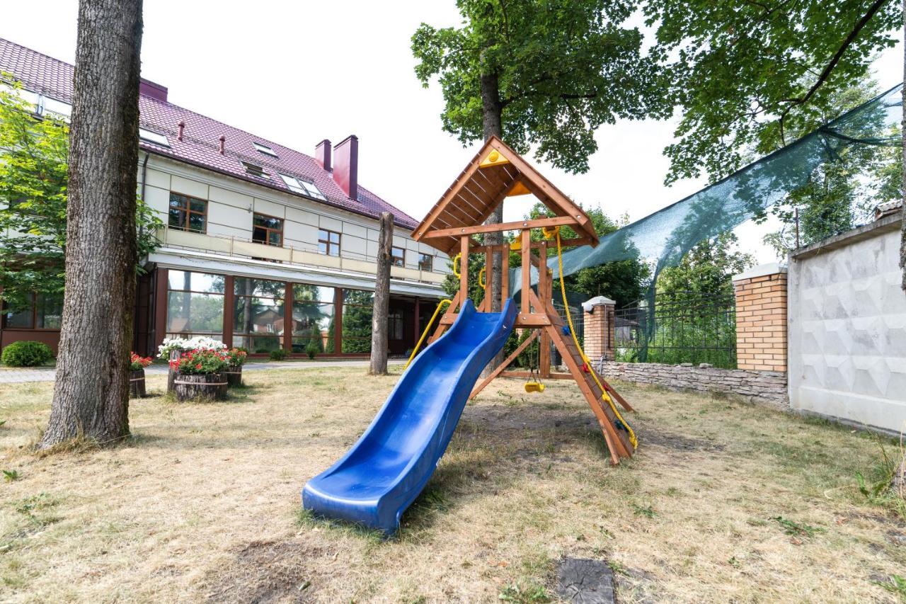 Karkushin Dom Hotel Pskov Exterior foto